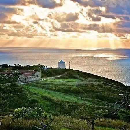 Casas Com Amor In Serra Da Pescaria Nazaré